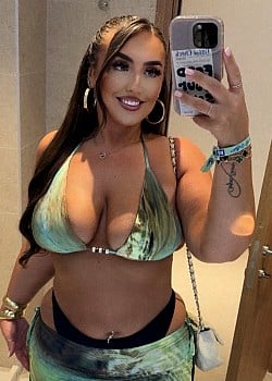 Charlotte Noce image 2 of 4