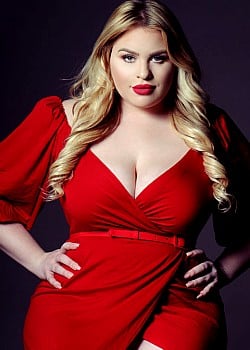 Chel Sgro image 3 of 4