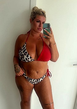 Chelsea Conlon image 3 of 4