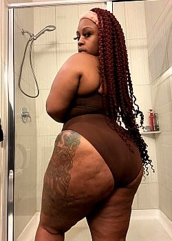 Cherise Roze image 3 of 4