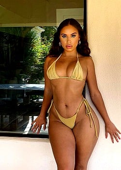 Chey Anderson image 3 of 4