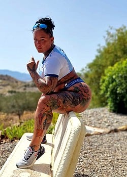 Cheyenne Rose image 3 of 3