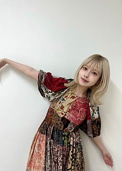 Chiai Fujikawa image 2 of 3