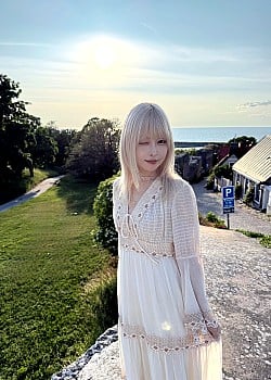 Chiai Fujikawa image 3 of 3