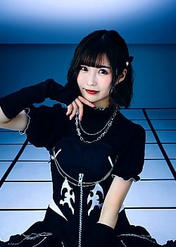 Chie Kobayashi image 2 of 2