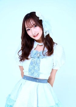 Chie Manamori image 2 of 4