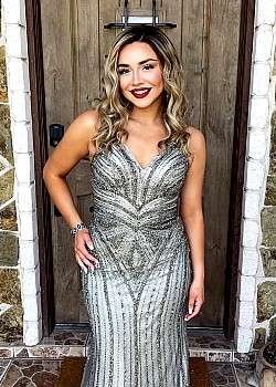 Chloe Coy image 3 of 3