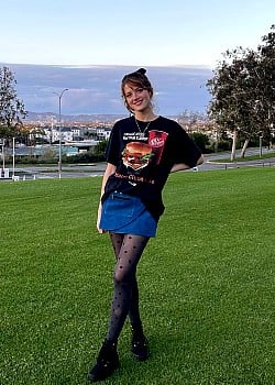 Chloe Longname image 3 of 4