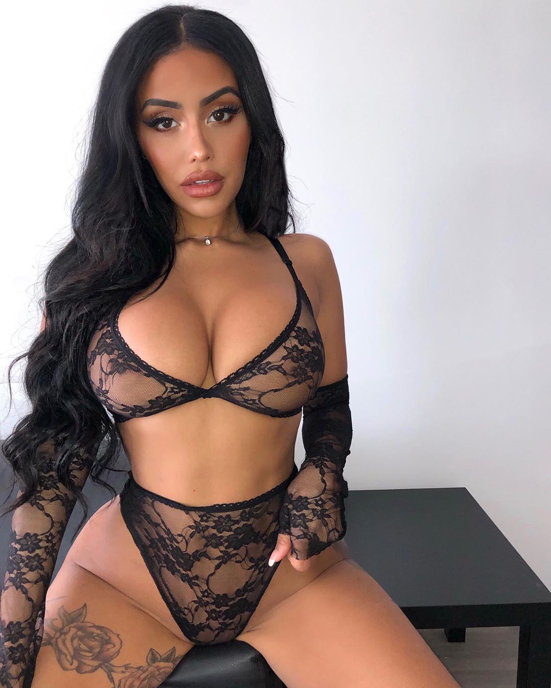 Chloe saxon onlyfans leaked