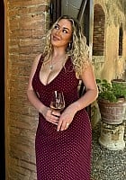 Chloe Tharle profile photo