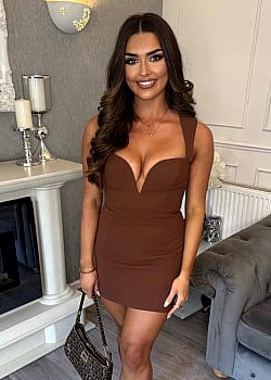 Chloe Thomas image 3 of 3