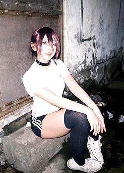 Chloeqq image 3 of 4