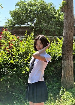 Choi Ji-woo image 3 of 3