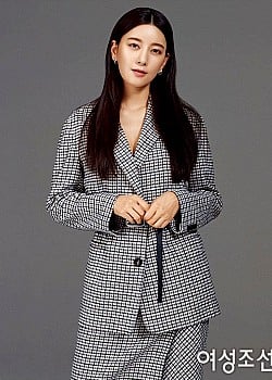 Choi Yoon-so image 2 of 4