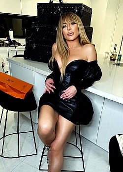 ChrissyChrisXo image 3 of 4