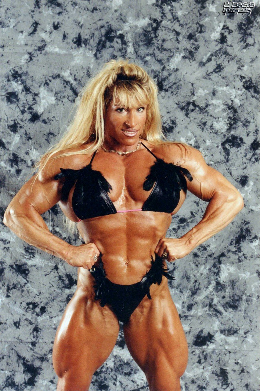Christi Wolf - Free pics, galleries & more at Babepedia