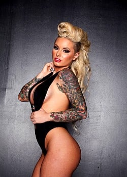 Christy Mack image 4 of 4