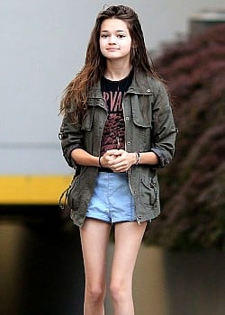 Ciara Bravo image 1 of 1