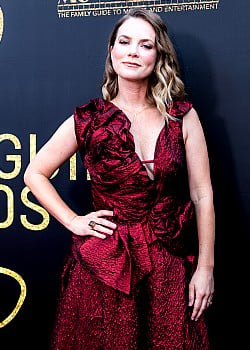 Cindy Busby image 4 of 4