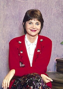 Cindy Williams image 2 of 4