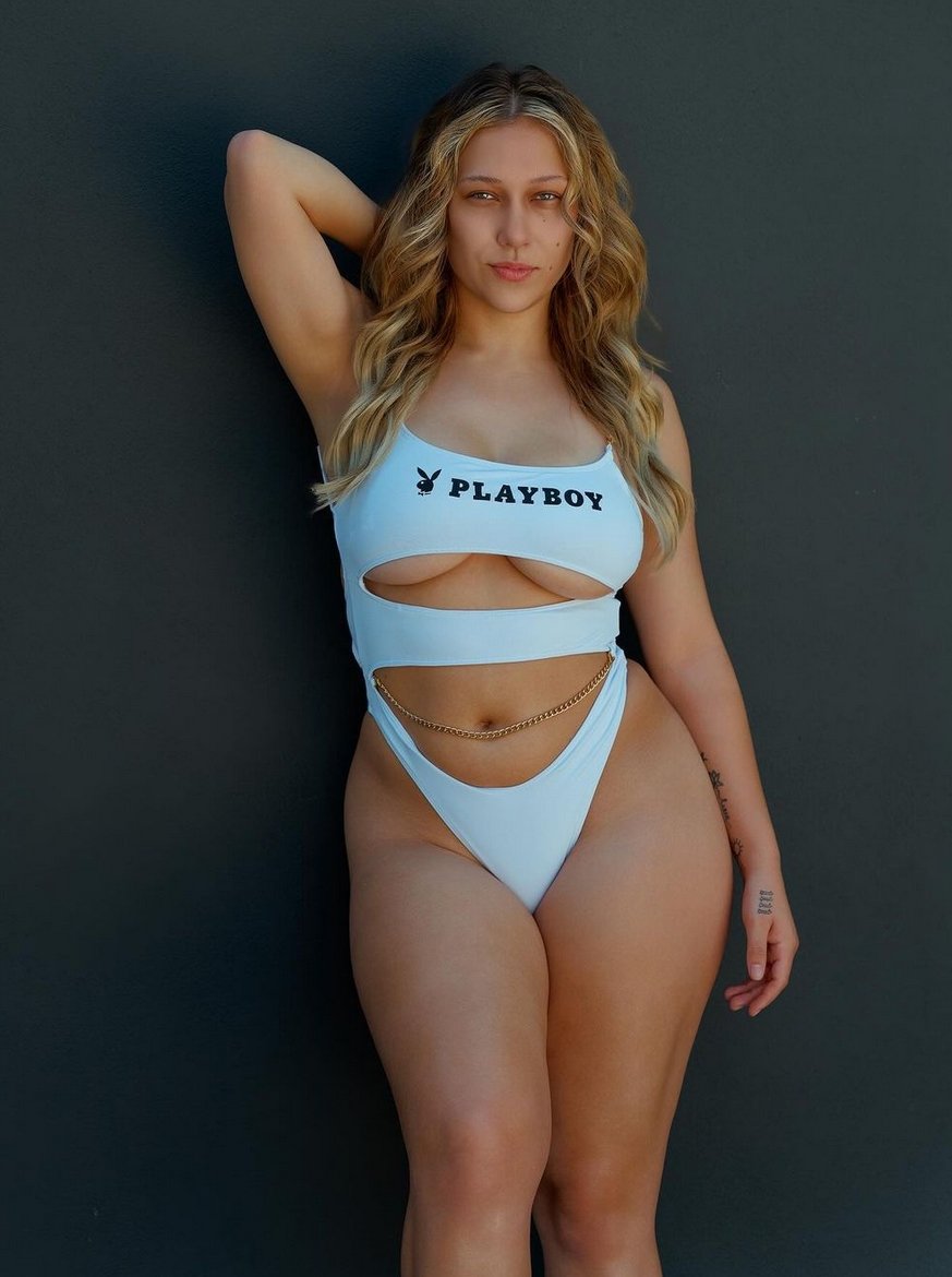 Claire Grimes - Free nude pics, galleries & more at Babepedia