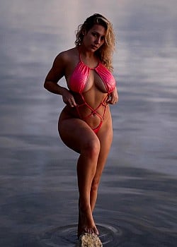 Claire Grimes image 4 of 4