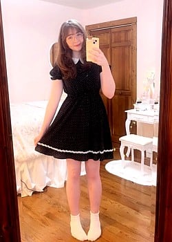 Clara Belle image 2 of 4