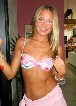 Clare Esposito image 2 of 4
