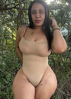Claritza Martinez image 2 of 4