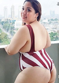 Clarra Debora image 2 of 4