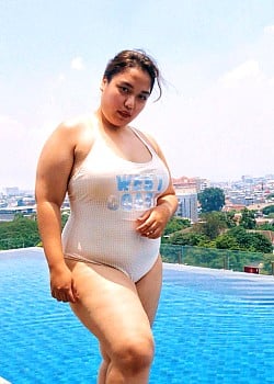 Clarra Debora image 4 of 4