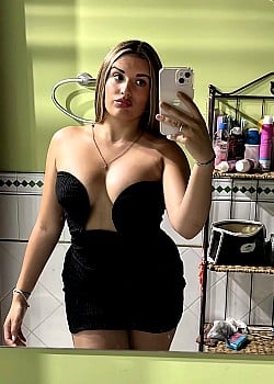Claudia Alarcon image 3 of 3