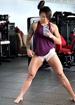 Claudia Gadelha image 3 of 4