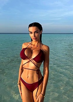 Claudia Sagrado