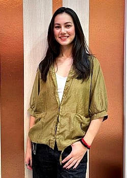 Claudine Craig image 1 of 3
