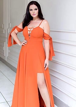 Cleo Fernandes image 3 of 4