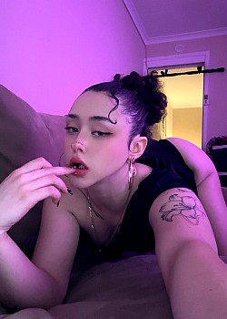 CleoSugarr image 3 of 3
