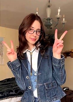 Clovergirle image 1 of 3