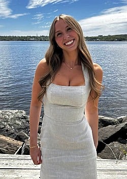 Coralie Longchamps image 1 of 2