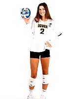 Courtney Buzzerio profile photo
