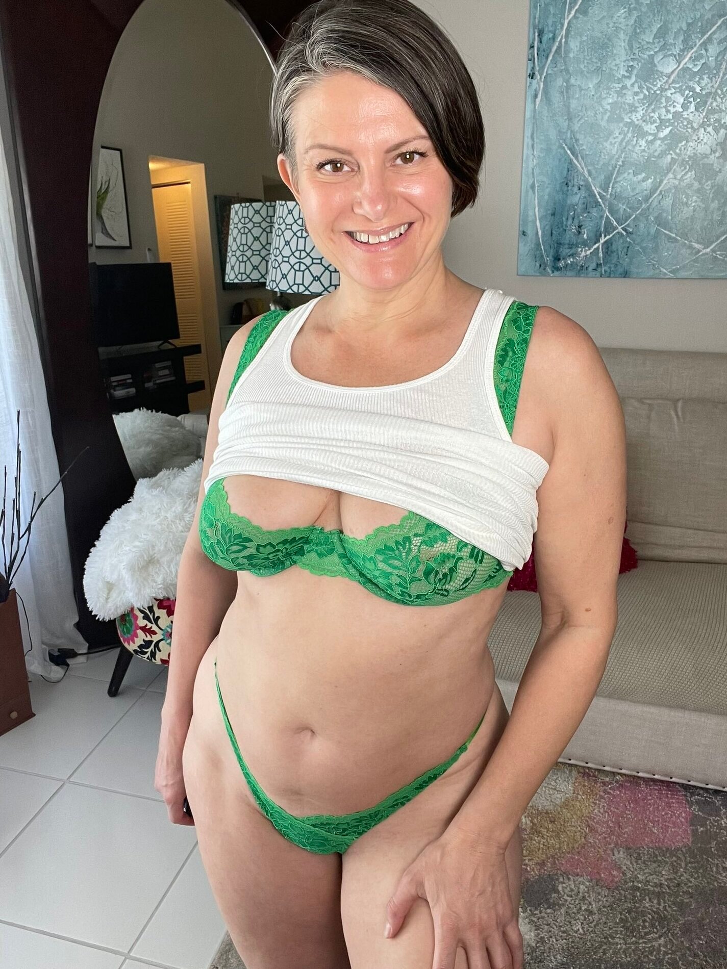 Curious Carly - Free nude pics, galleries & more at Babepedia