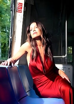 Cyndi Thomson image 2 of 2