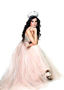 Cynthia Duque image 3 of 4