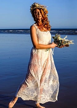 Dakota Blue Richards image 2 of 4