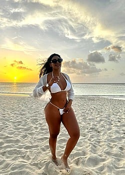 Daniela Arteaga image 2 of 4
