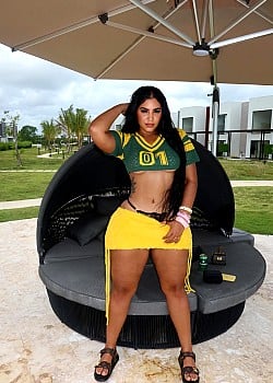 Daniela Burgos image 3 of 4