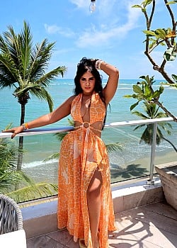 Daniela Burgos image 4 of 4