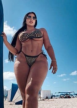 Daniela Cortes image 3 of 3
