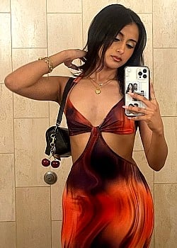 Daniela Lara image 4 of 4