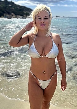 Daniela Mascia image 1 of 2